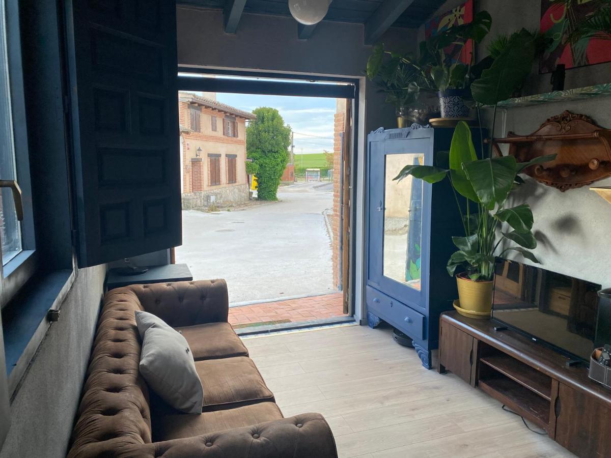 Casa Rural Alfoz, -Tiny House- Con Patio Privado Y Barbacoa Velliza Exterior foto